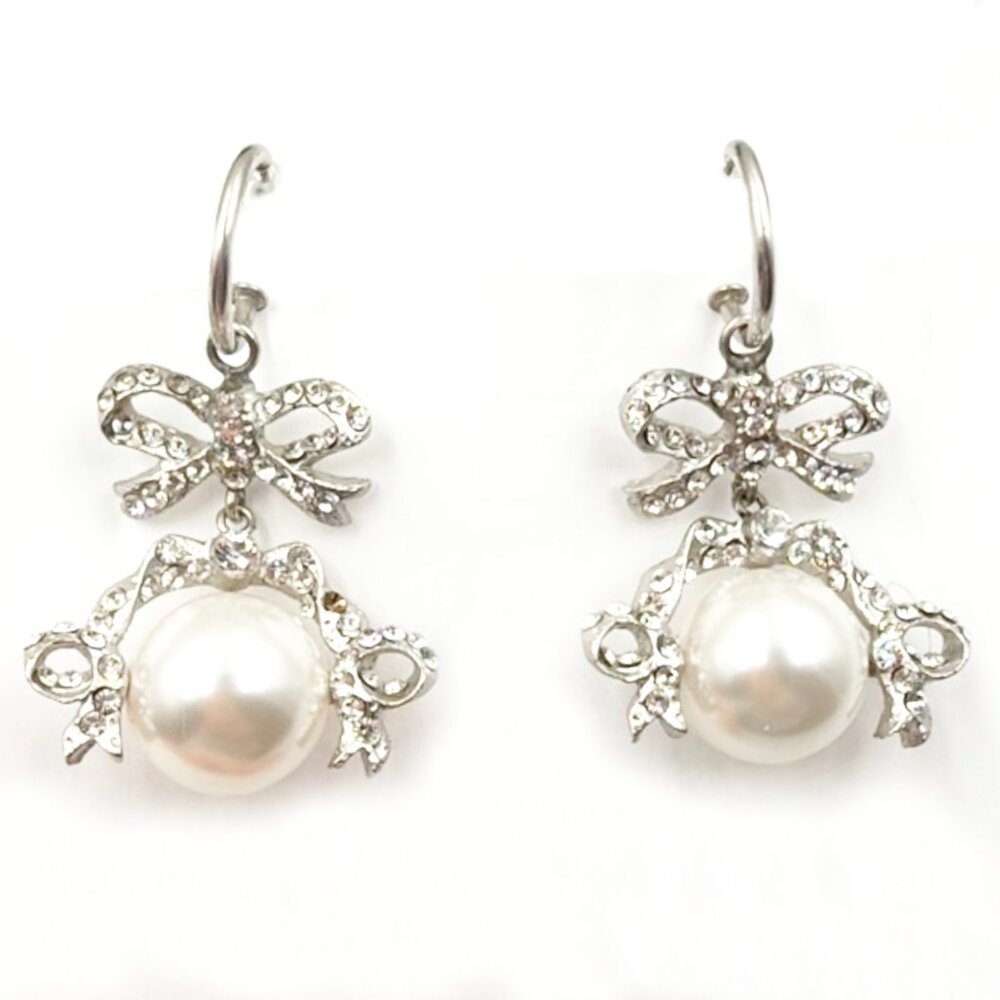 Chanel Vintage Silver Ribbon Pearl Hoop Earrings